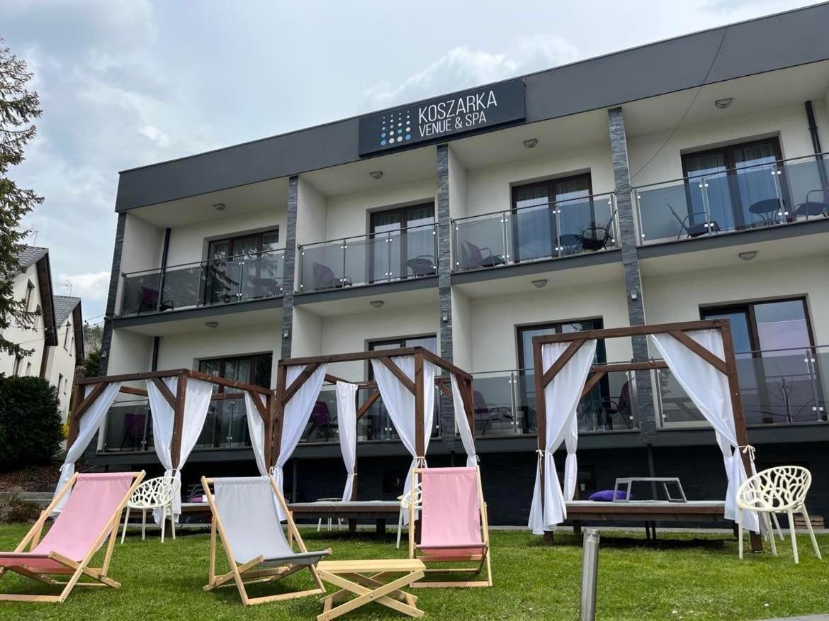Koszarka Venue & Spa กรูเดก นาด ดูไนต์เซม ภายนอก รูปภาพ