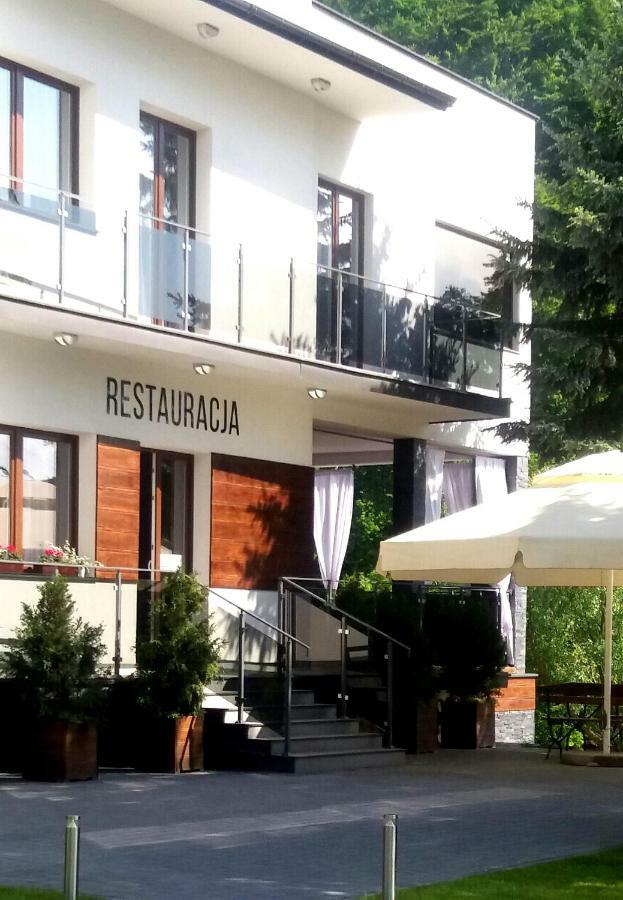 Koszarka Venue & Spa กรูเดก นาด ดูไนต์เซม ภายนอก รูปภาพ