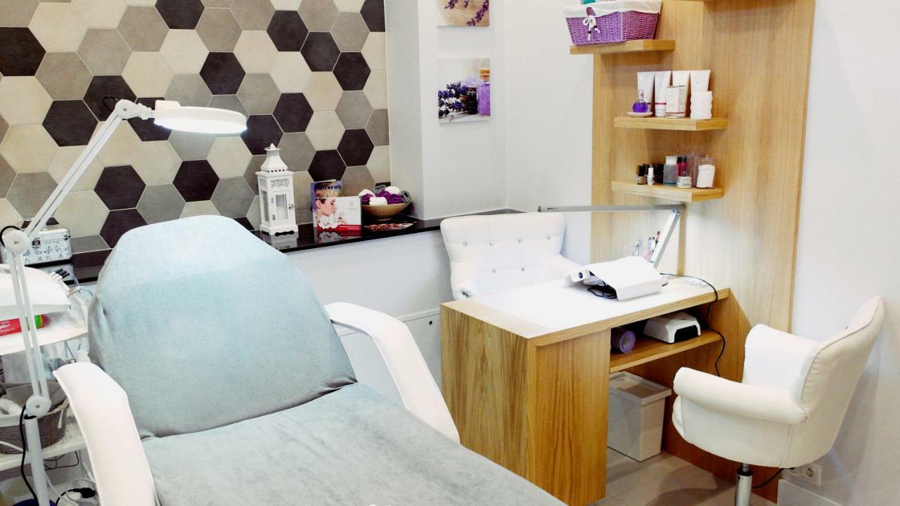 Koszarka Venue & Spa กรูเดก นาด ดูไนต์เซม ภายนอก รูปภาพ